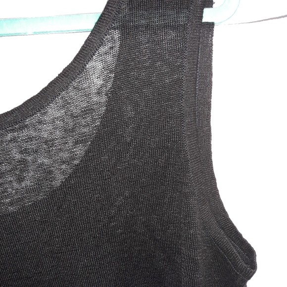 Lisa Todd Tank 100% Linen Scoop Neck 1X  Black Comfy Asymmetrical Hem NEW - Picture 3 of 15